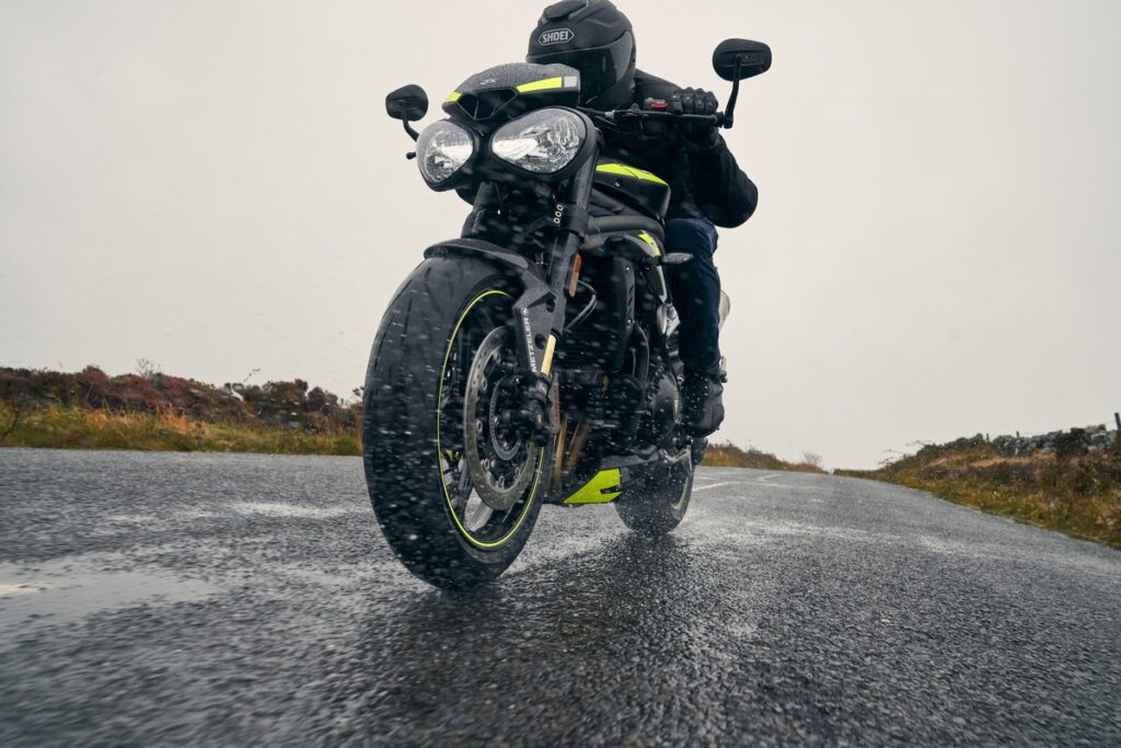Winter Motorcycle Tyres – Which Are Best?