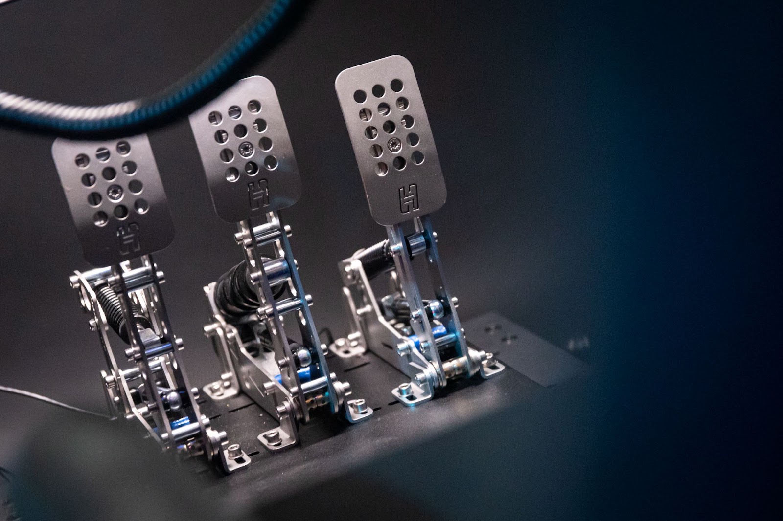 sim racing pedals guide 2024